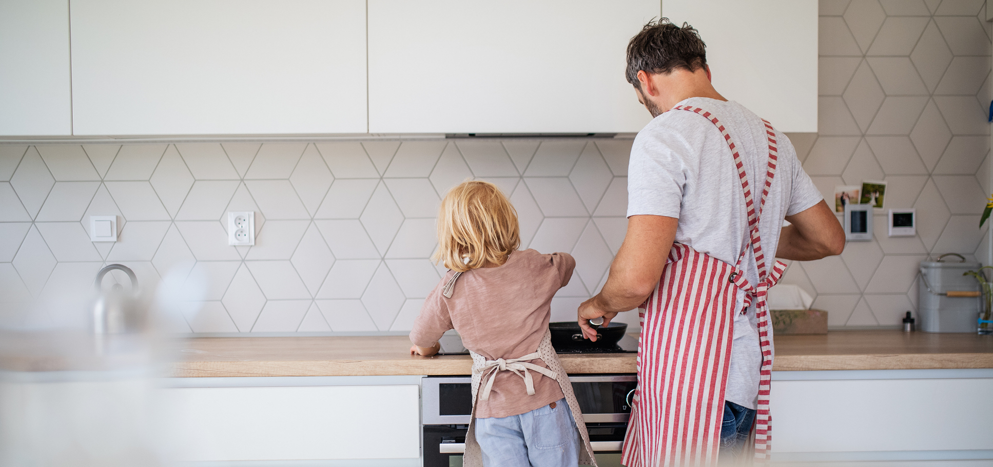 0723_ARK_FathersDay_BlogAssets_Web-Header_1935x910